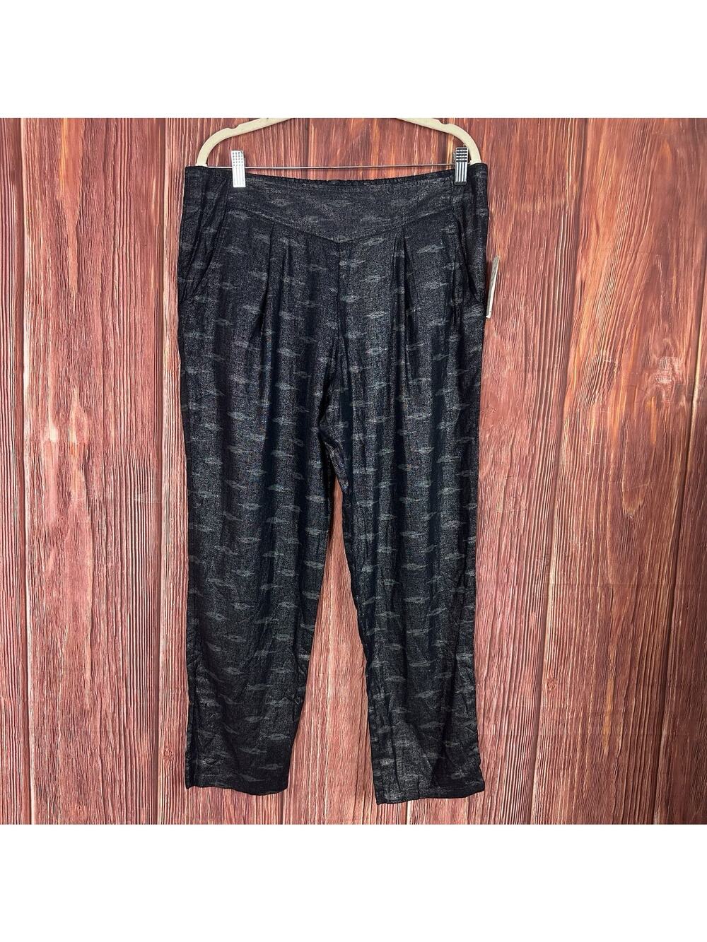 Free People Navy Silver Shimmer Crop Ankle Pants Size Large L NWT